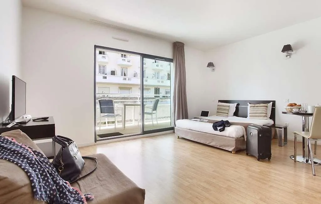 Отель Odalys City Les Hauts De La Principaute Босолей